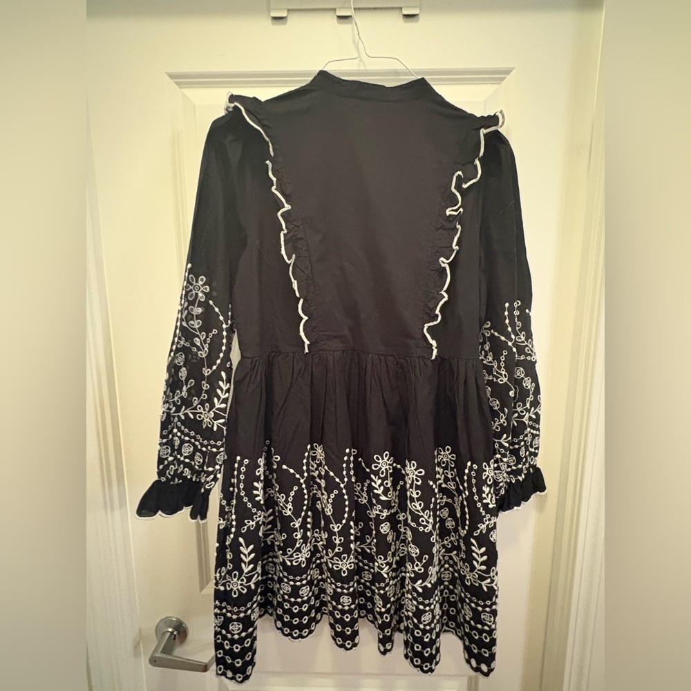 YAS Embroidered Cotton Mini Dress Black White Size US 6 NWT - Picture 9 of 16